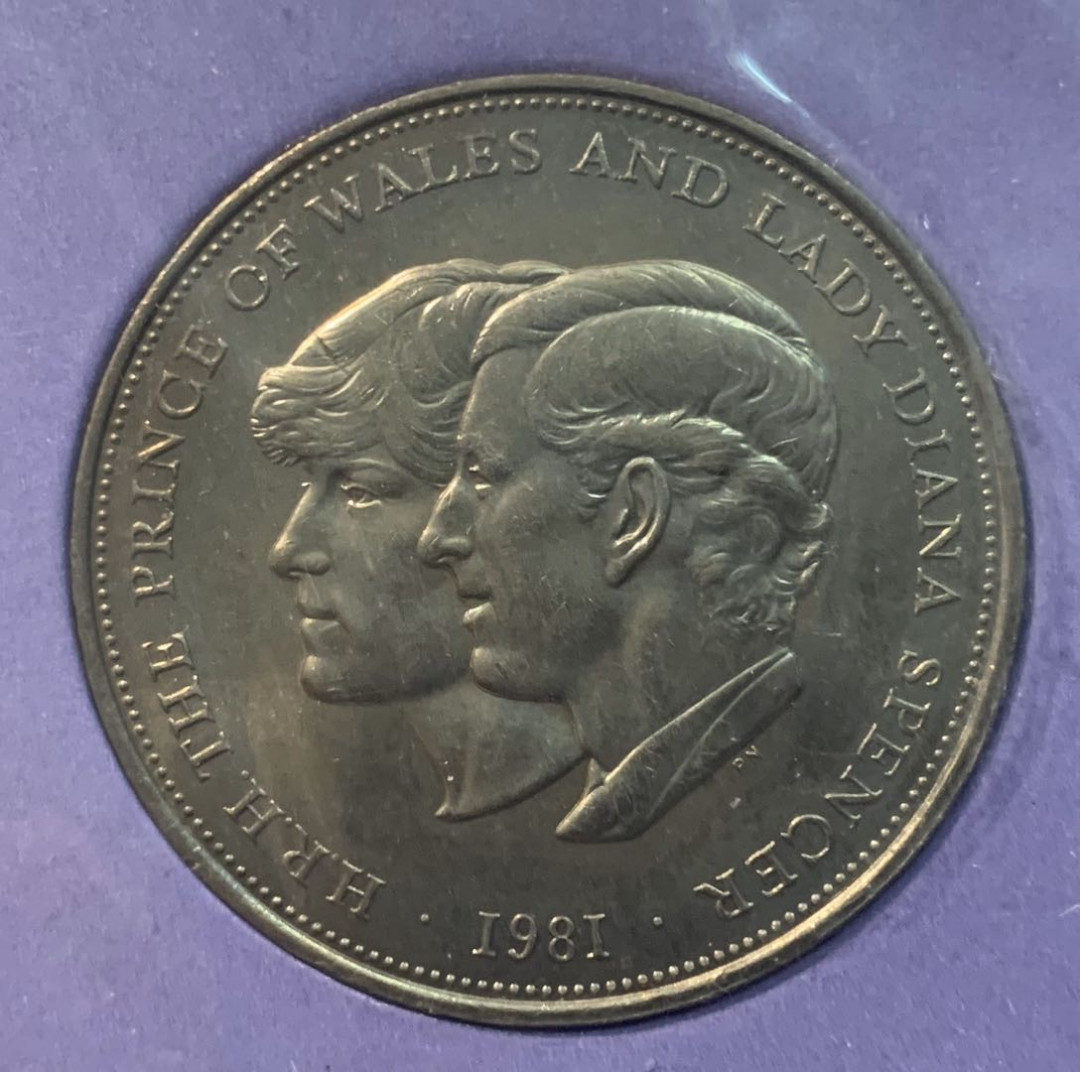 紫瑗钱币—微拍第九期  英国 1981年 查尔斯和黛安娜 25便士 克朗币 卡装
