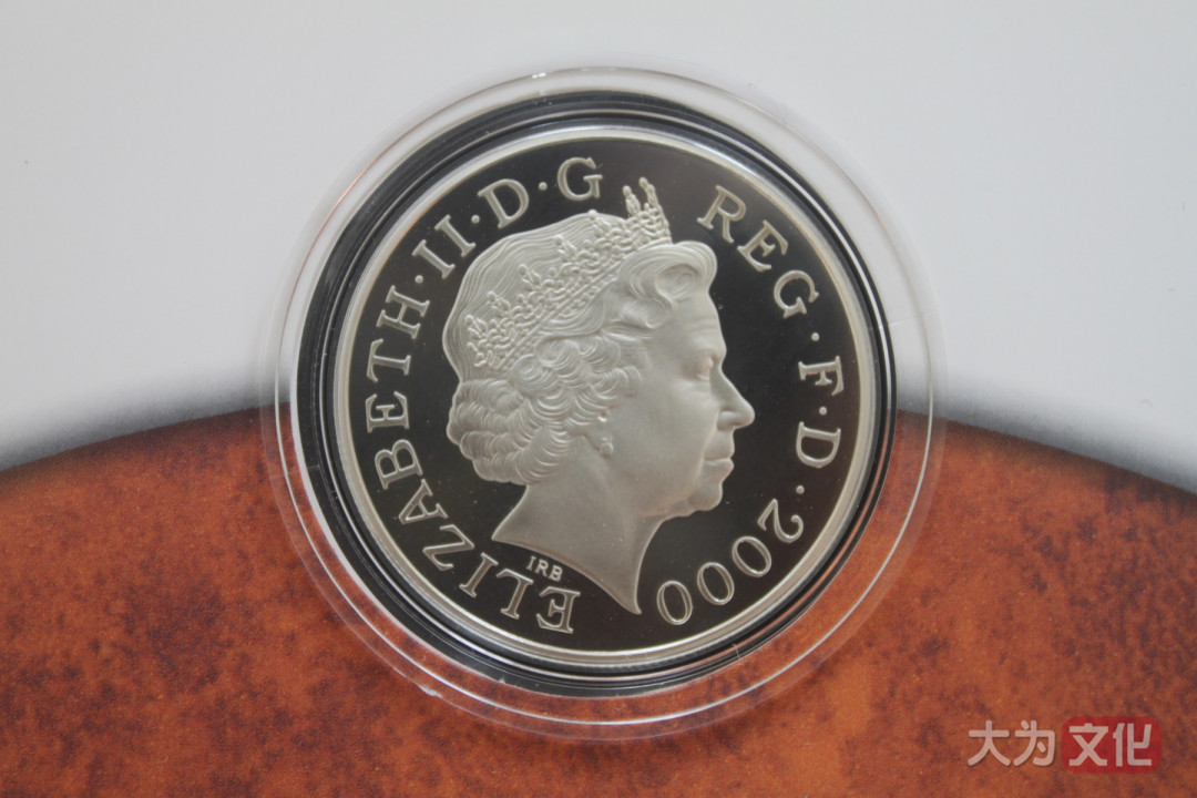 【大为文化】    世界纸币 / 冬拍 / 第二期    【2019】    英国  英国女王(伊丽莎白二世)母亲诞辰100周年纪念册装  2000年 