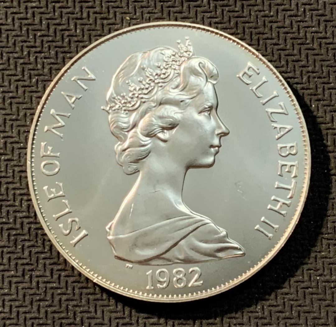 紫瑗钱币—微拍第12期  马恩岛 1982年 世界杯 1克朗 28.28克 0.925银 