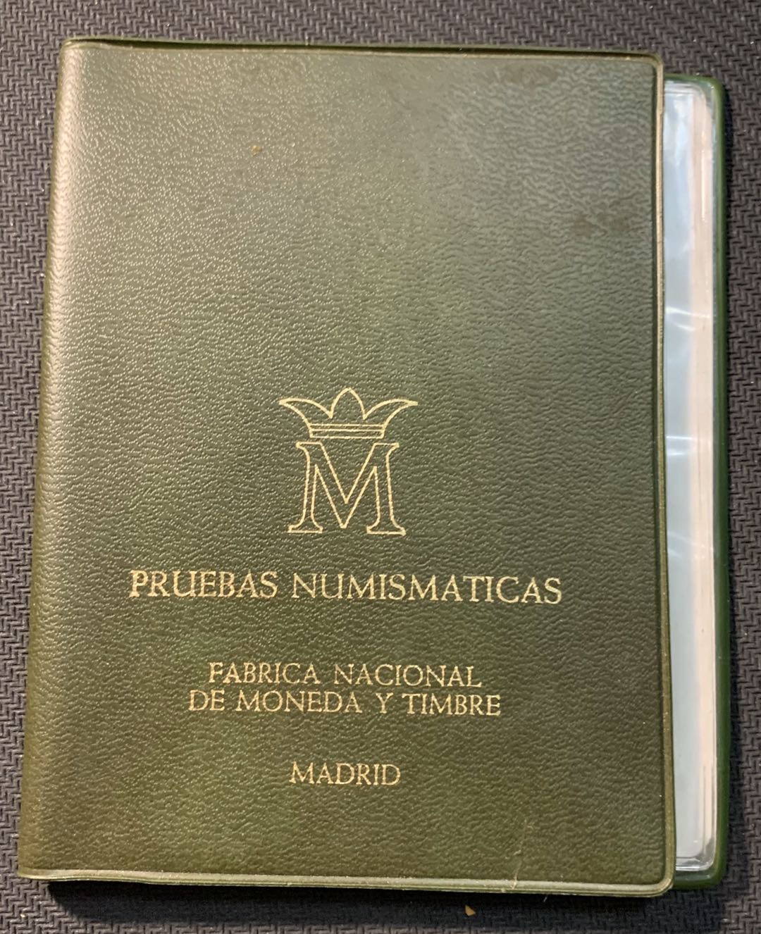 紫瑗钱币—微拍第12期  西班牙 1977年 1 5 25 比塞塔 原厂册