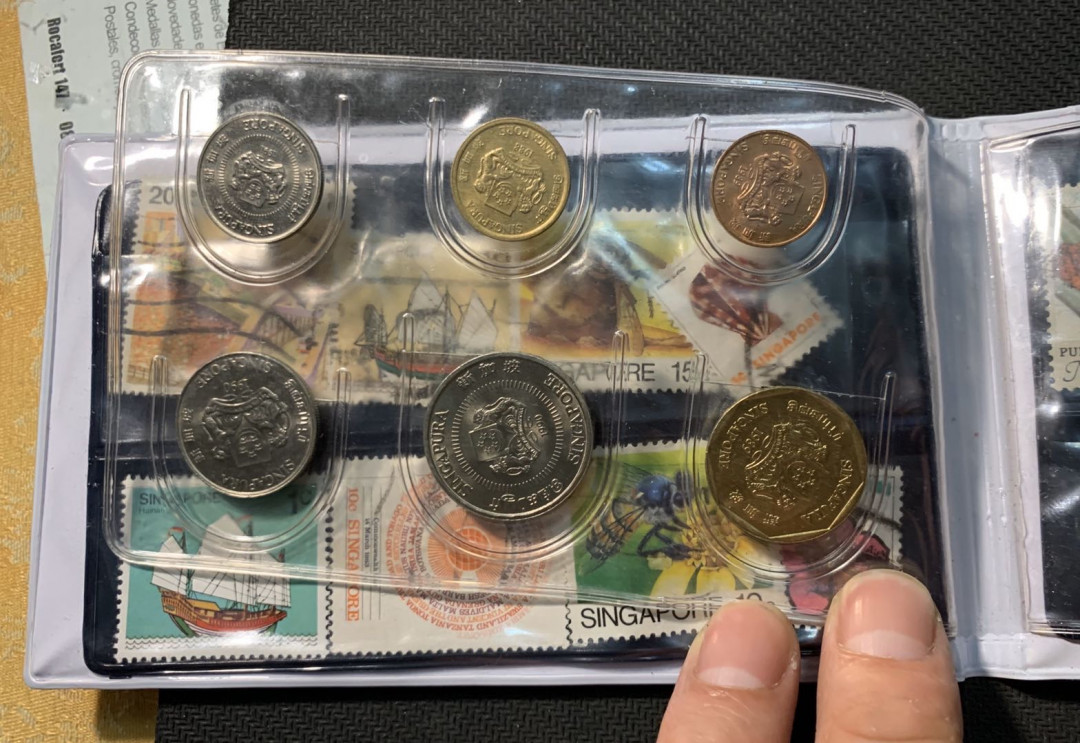 紫瑗钱币—微拍第12期  新加坡 马来西亚 钱币邮票收藏册 共16枚
