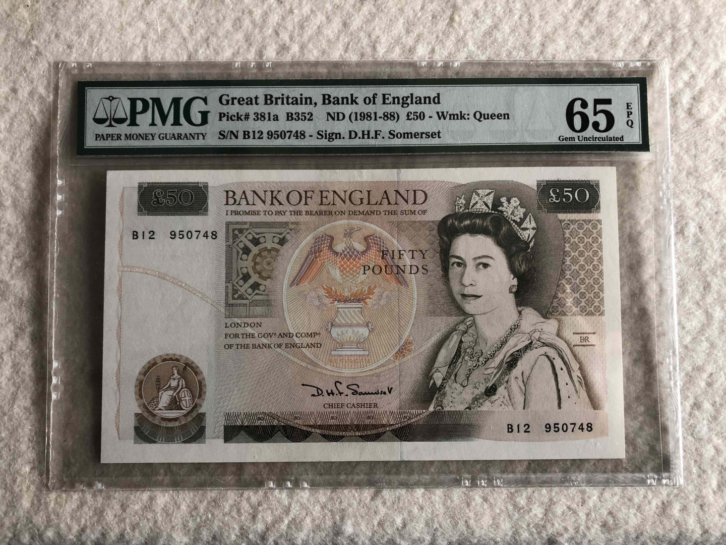 【收藏联盟】第114期拍卖（2019收官之作）——爪哇舞者 英国 1981-88年 50镑 p381a 初版无金属线 PMG65EPQ D.H.F签名