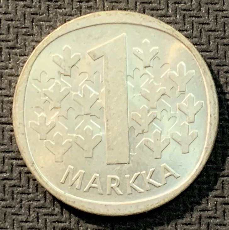 紫瑗钱币—微拍第12期  芬兰 1966年 1马克 6.4克 0.35银 BU