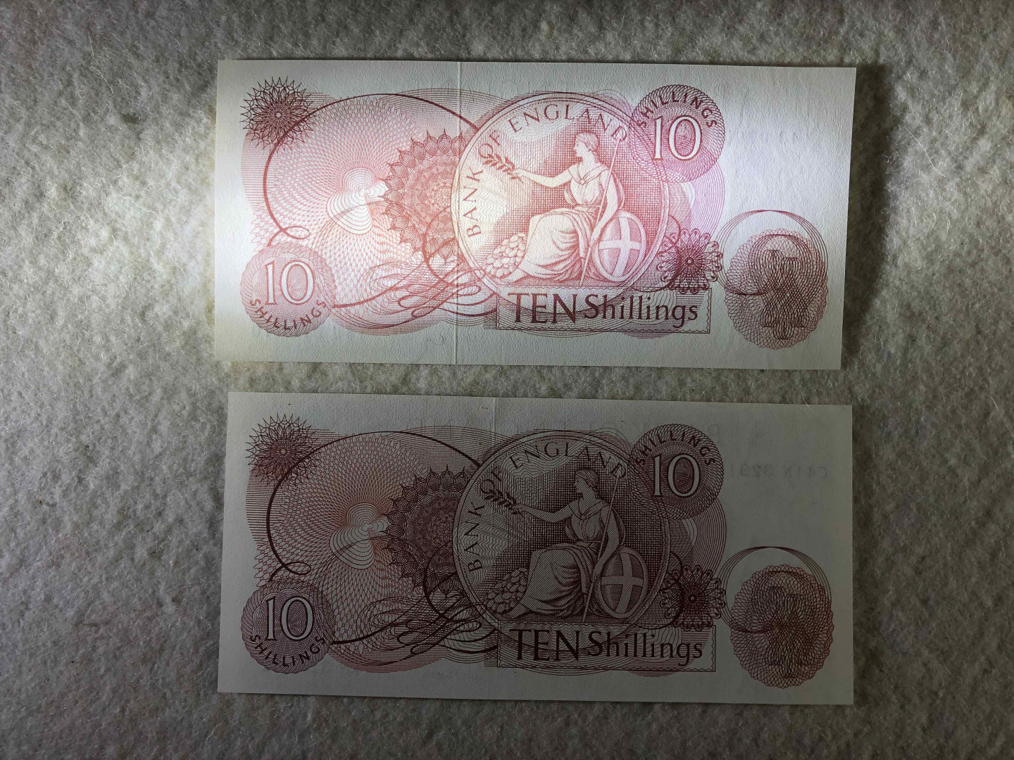 【收藏联盟】第114期拍卖（2019收官之作）——爪哇舞者 【一组6张】英国A序列10先令及1镑共4张 VF-UNC & C序列共2张 UNC 女王纸币 品相详情见图片测光图及紫光图