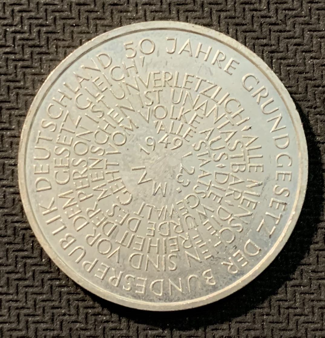 紫瑗钱币—微拍第12期  德国 1999年 D厂 宪法50周年  10马克 15.5克 0.925银