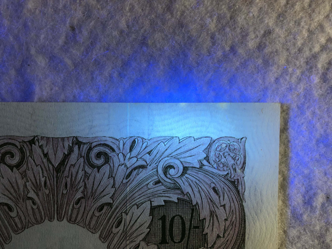 【收藏联盟】第114期拍卖（2019收官之作）——爪哇舞者 【一组6张】英国A序列10先令及1镑共4张 VF-UNC & C序列共2张 UNC 女王纸币 品相详情见图片测光图及紫光图