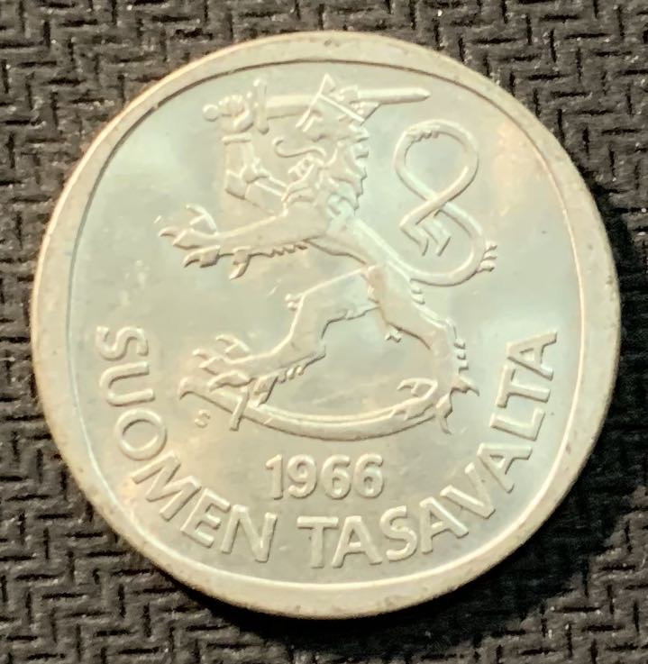 紫瑗钱币—微拍第12期  芬兰 1966年 1马克 6.4克 0.35银 BU