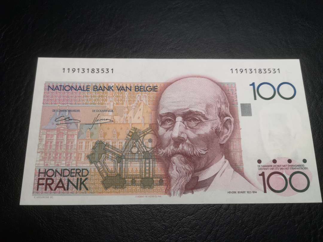 《外钞收藏家》第七十四期拍卖 比利时倒二版100法郎  全新 unc绝品