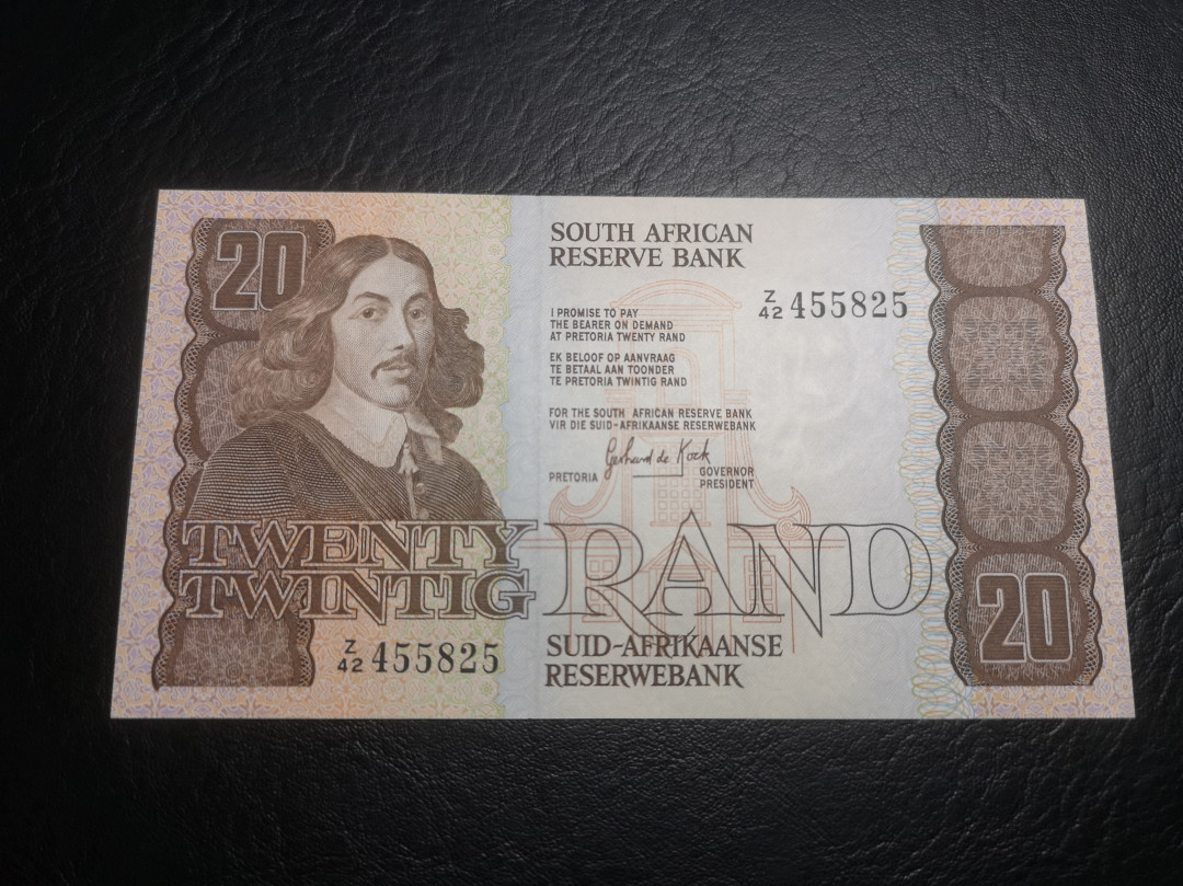 《外钞收藏家》第七十四期拍卖 南非老版 20 全新unc 印刷非常不错的一张