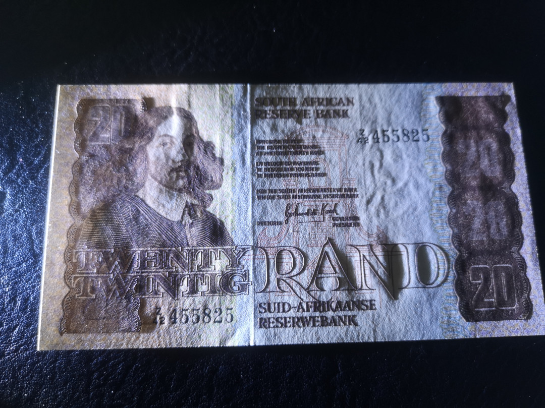 《外钞收藏家》第七十四期拍卖 南非老版 20 全新unc 印刷非常不错的一张