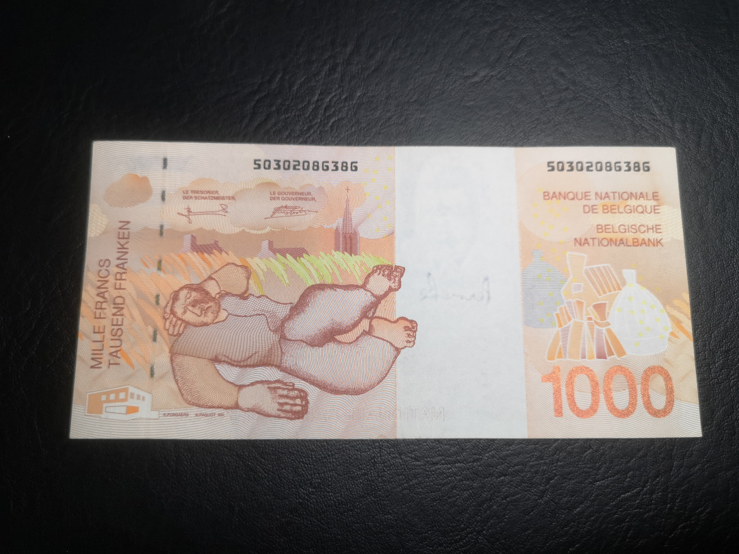 《外钞收藏家》第七十四期拍卖 比利时末版1000  au品相