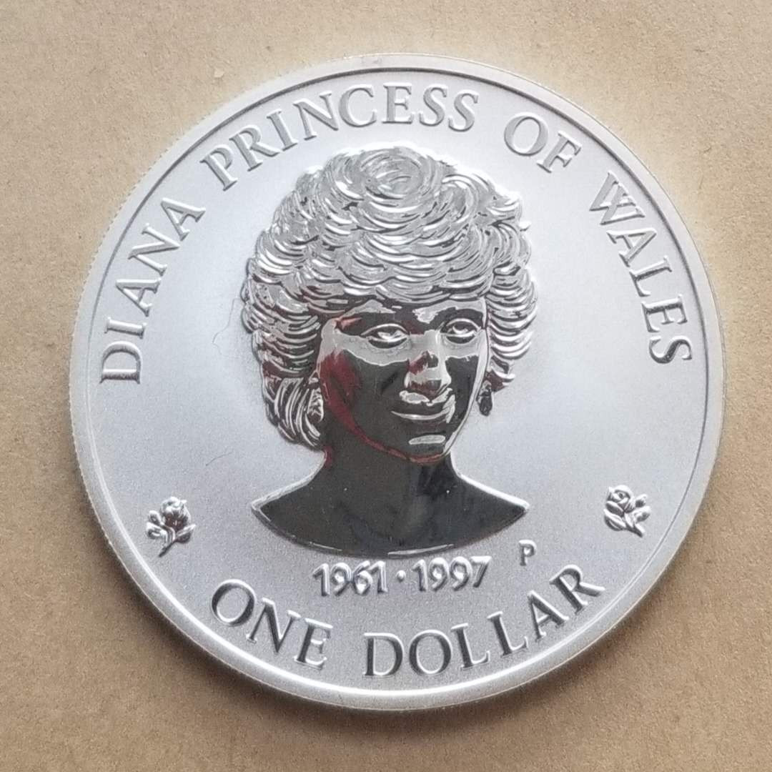 【币观天下】第九十六期钱币拍卖 库克1997年戴安娜1盎司银币 磨砂表面处理