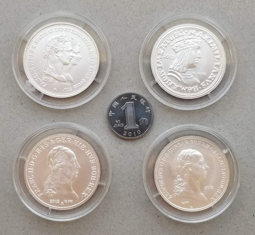 【币观天下】第九十六期钱币拍卖 奥地利造币厂2011年历史货币名品复刻小银币一组四枚 每枚直径30毫米