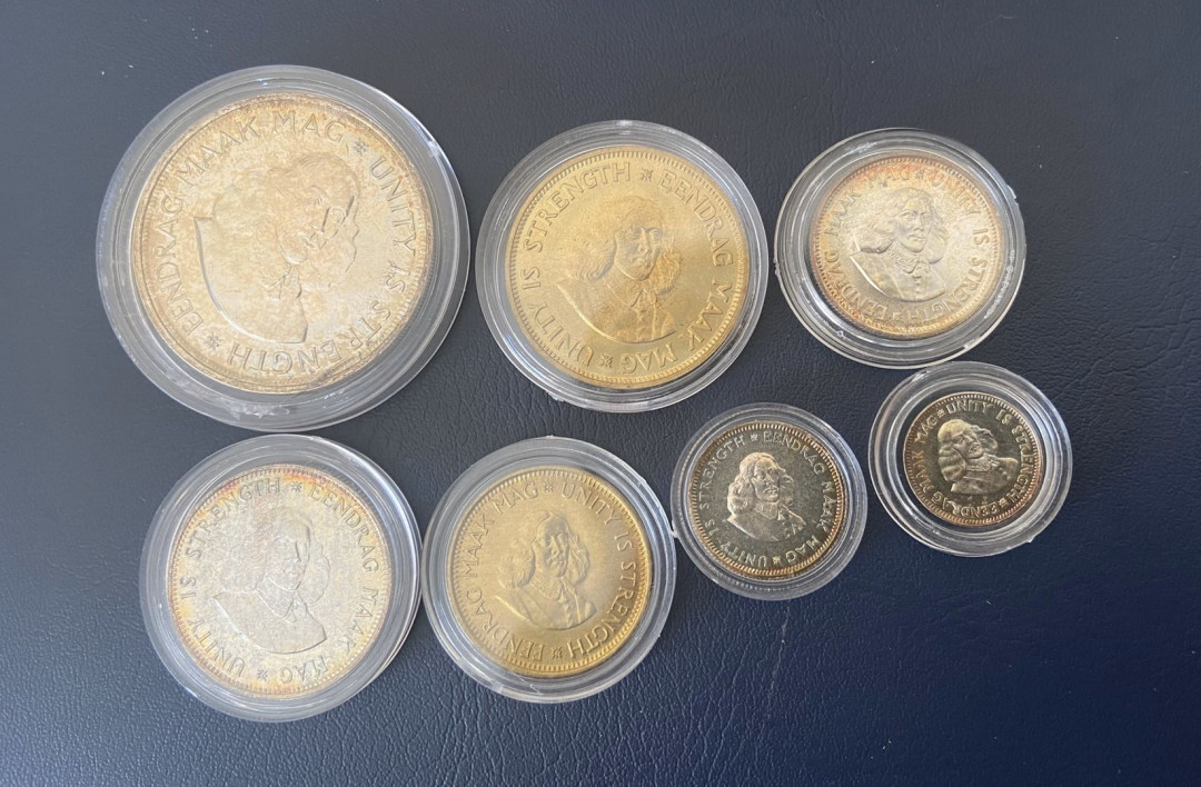 【币观天下】第九十六期钱币拍卖 【南非】1964年南非精制币【5银2铜】