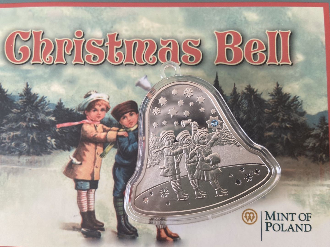 【币观天下】第九十六期钱币拍卖 【纽埃】纽埃2012年2元，1盎司 “圣诞铃声”镶嵌施华洛世奇蓝宝石 异形(铃铛形)精制镶嵌银币