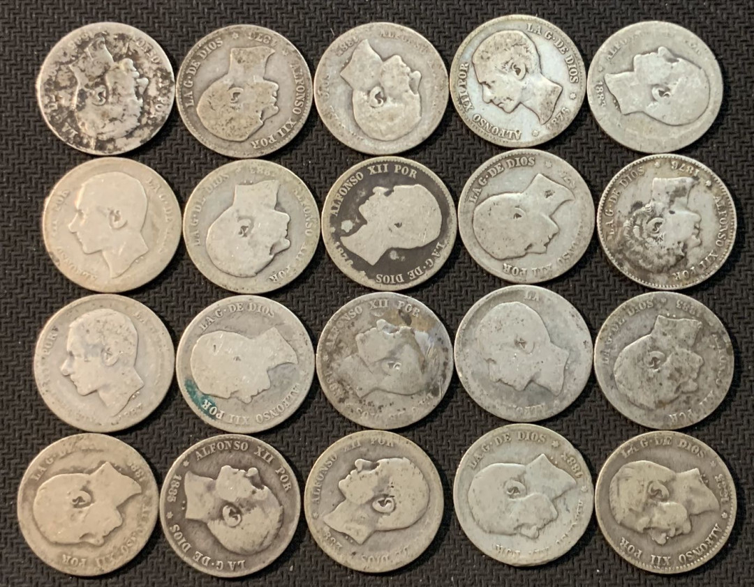 紫瑗钱币—微拍第13期 —批发场 西班牙 1876年—1885年 阿方索12世 1比塞塔 20枚一组 共100克 0.835银 高目录价