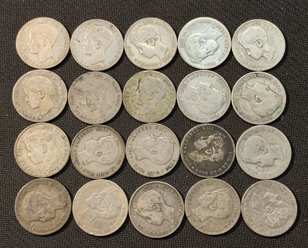 紫瑗钱币—微拍第13期 —批发场 西班牙 1896—1900年 阿方索13世 1比塞塔 20枚一组 共100克 0.835银