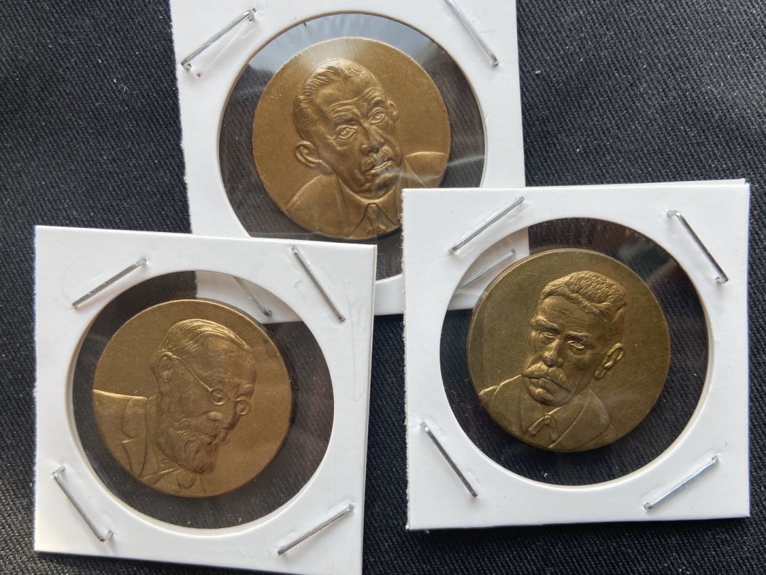 【币观天下】第九十六期钱币拍卖 德国医学家菲尔绍+贝格曼+瓦格纳【高浮雕章】