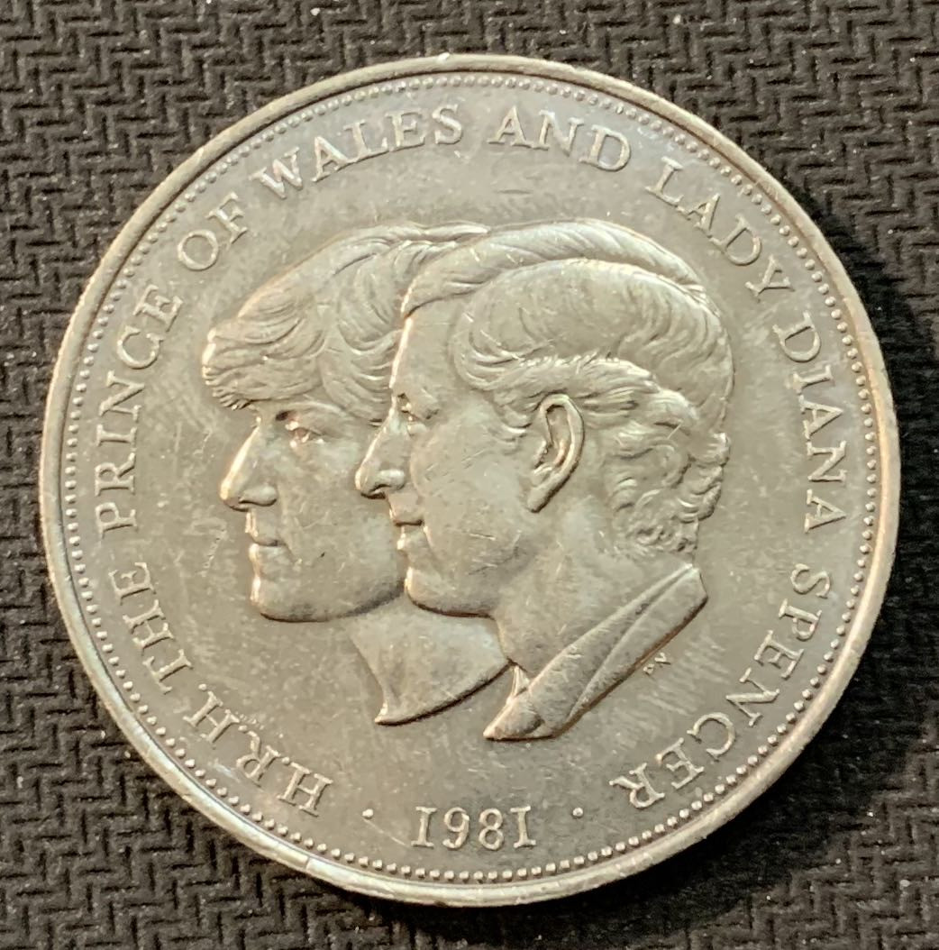 紫瑗钱币—微拍第13期 —批发场 英国 1981年 查尔斯和戴安娜 25便士 镍币 克朗型