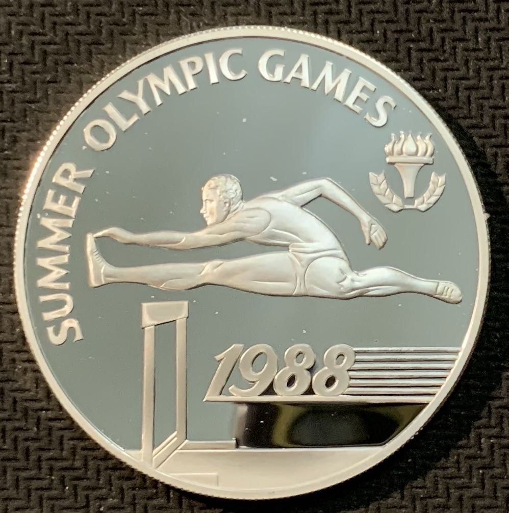紫瑗钱币—微拍第13期 —批发场 巴巴多斯 1988年  首尔奥运会 20元 23.33克 0.925银 精制