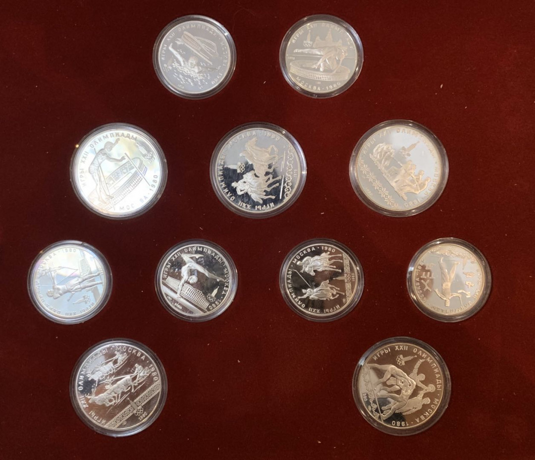 紫瑗钱币—微拍第13期 —批发场 苏联 1980年 奥运会 大全套 5、10卢布 各14枚 共28枚 共 699.3克 0.9银 带原盒证书 精制