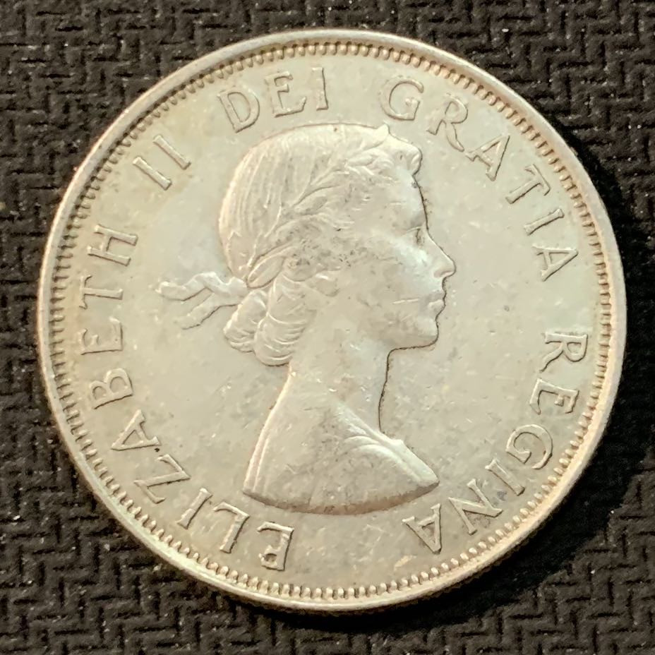 紫瑗钱币—微拍第14期  加拿大 1962年 伊丽莎白 50分 老国徽 11.67克 0.8银