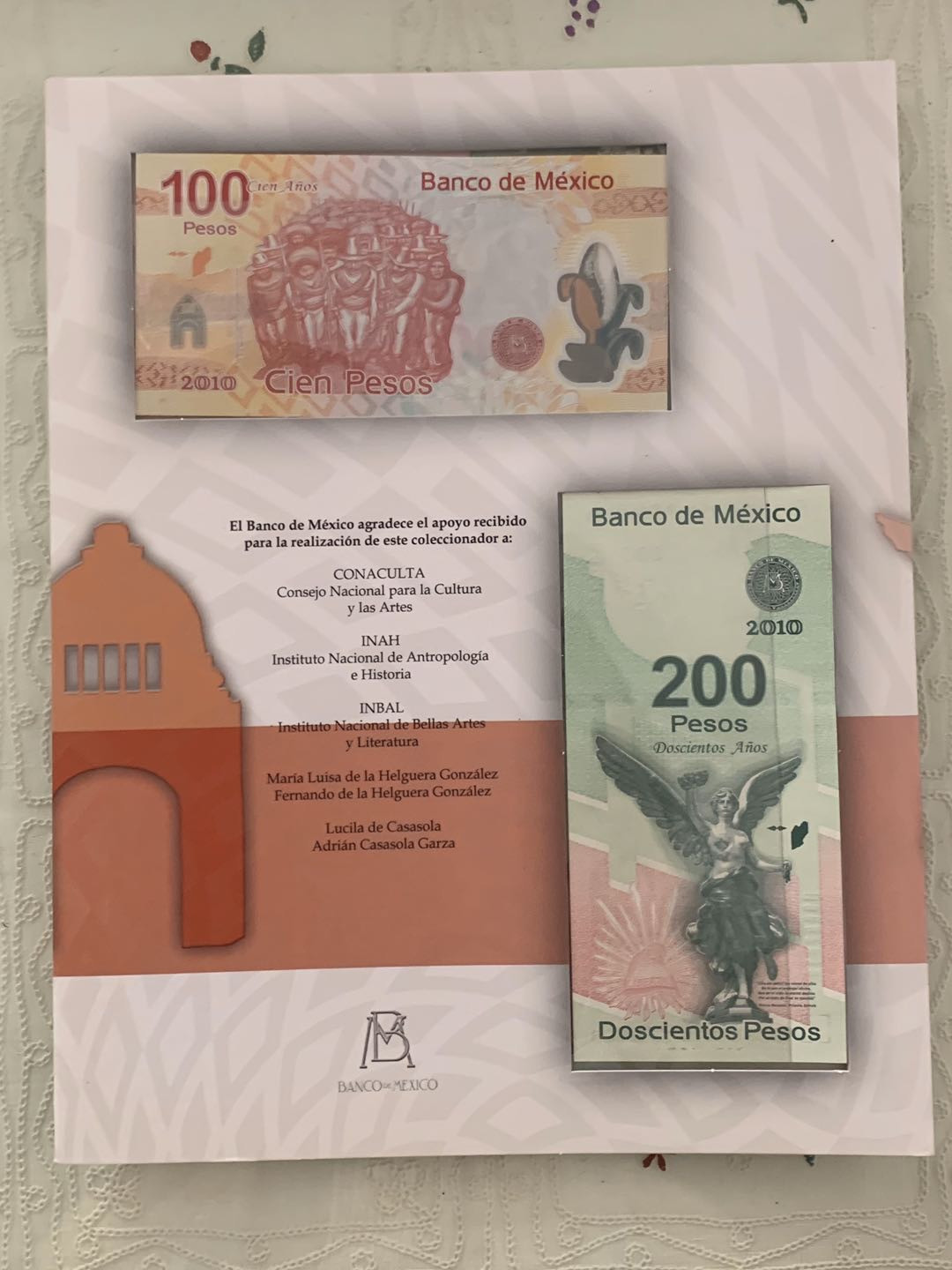 紫瑗钱币—微拍第15期 墨西哥 鹰洋专场 墨西哥 2010年 独立200周年 100/200比索 全同号 1对 原册 （号码：B0002618）