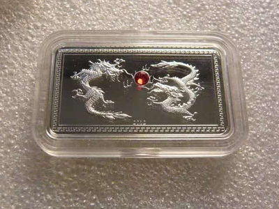 【随心拍&Getcoins】现代钱币拍卖第四十四期 帕劳“二龙戏珠”水晶镶嵌方形银币