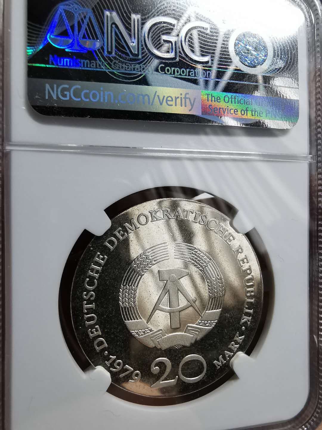 凡希社世界钱币微拍第一百零八期 1979东德莱辛诞辰150周年20马克精铸NGC-PF66UC