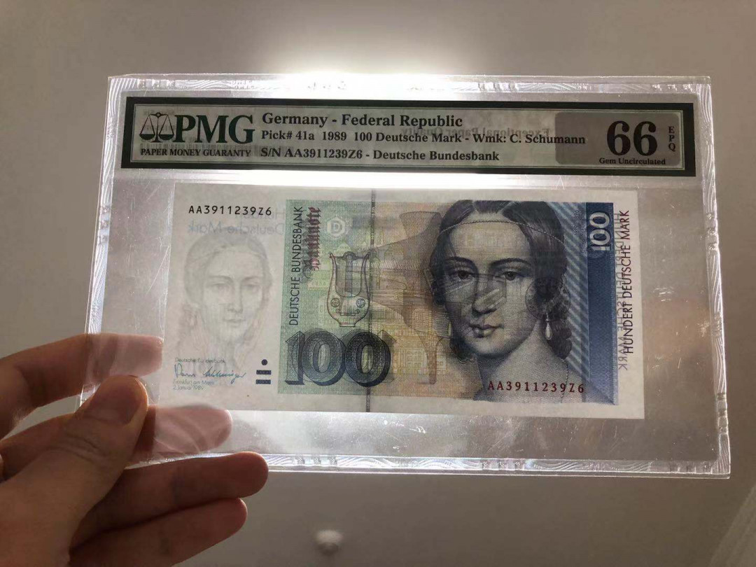【鲸贝乐淘】千字文·第“有虞陶唐”号拍卖 【德国🇩🇪 】1989年100马克￡，AA冠号，PMG66E 