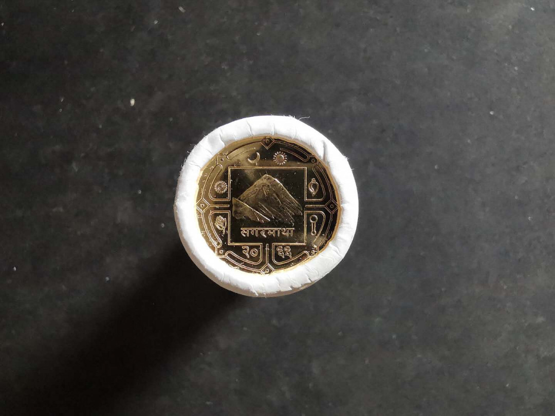 【鲸贝乐淘】千字文·第“吊民伐罪”号拍卖 【中国代印】2009年尼泊尔2卢比，整卷50枚，卷裂了