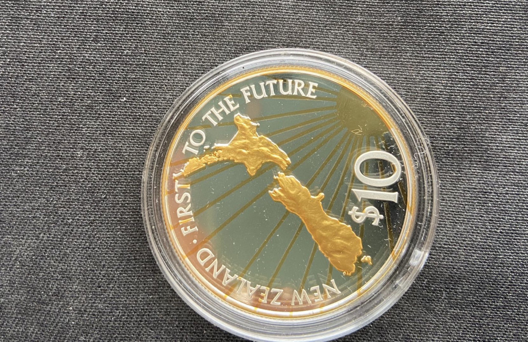 【币观天下】第九十七期钱币拍卖 【新西兰】新西兰2000千禧年银币【带证书】