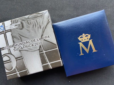 【随心拍&Getcoins】现代钱币拍卖第四十五期 西班牙2009年10欧元，“2010南非世界杯足球赛-球网射门” 法定精制银币