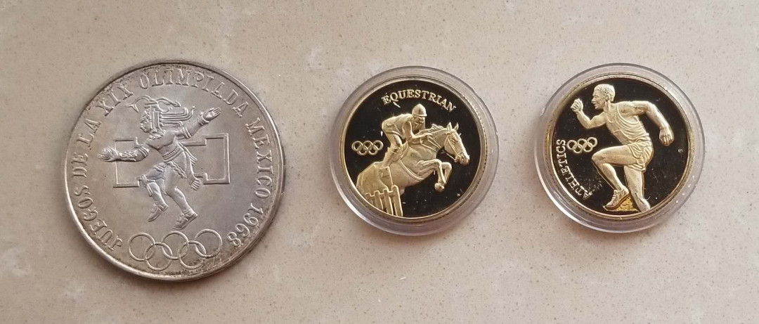 【币观天下】第九十七期钱币拍卖 墨西哥1968年奥运会纪念银币和两枚现代奥运会镀金纪念铜章