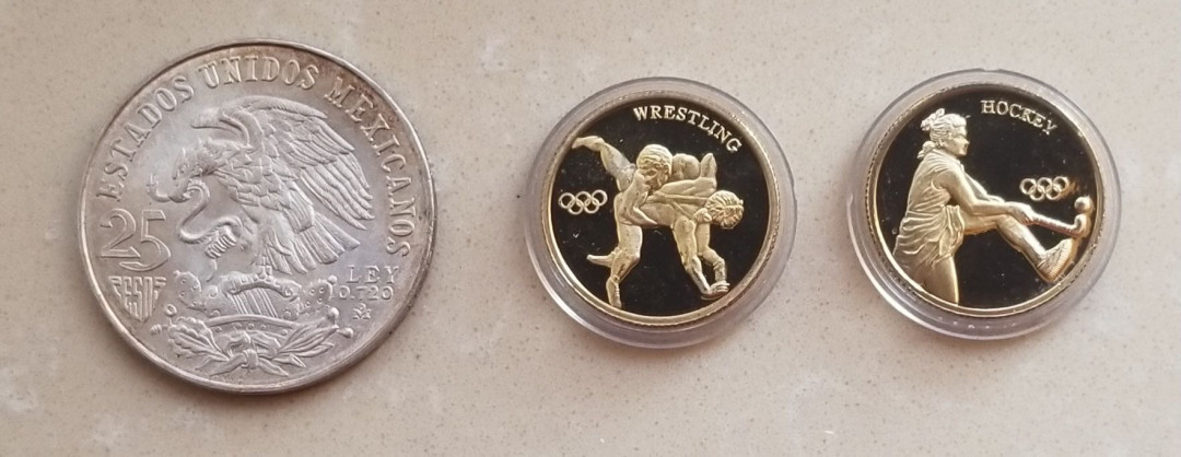【币观天下】第九十七期钱币拍卖 墨西哥1968年奥运会纪念银币和两枚现代奥运会镀金纪念铜章