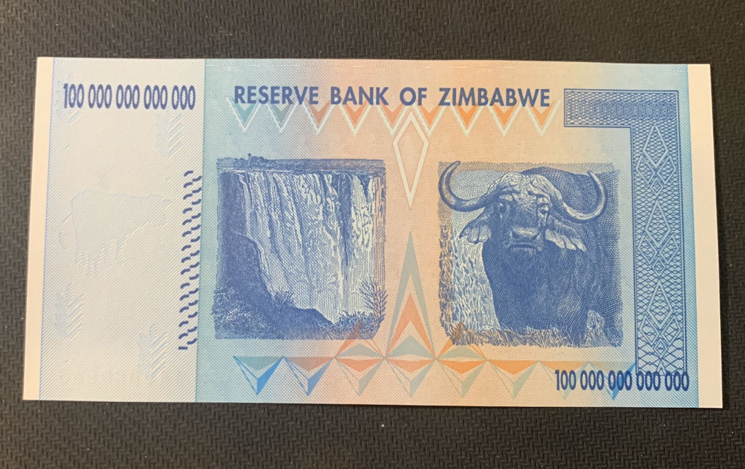 紫瑗钱币—微拍第18期 纸币团购场 津巴布韦 2008年 100万亿 世界面值最大纸币 单张 （冠号AA0980068）
