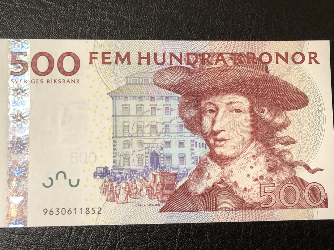 《外钞收藏家》第七十五期拍卖目录 瑞典500克朗 帅气的卡尔 全新unc