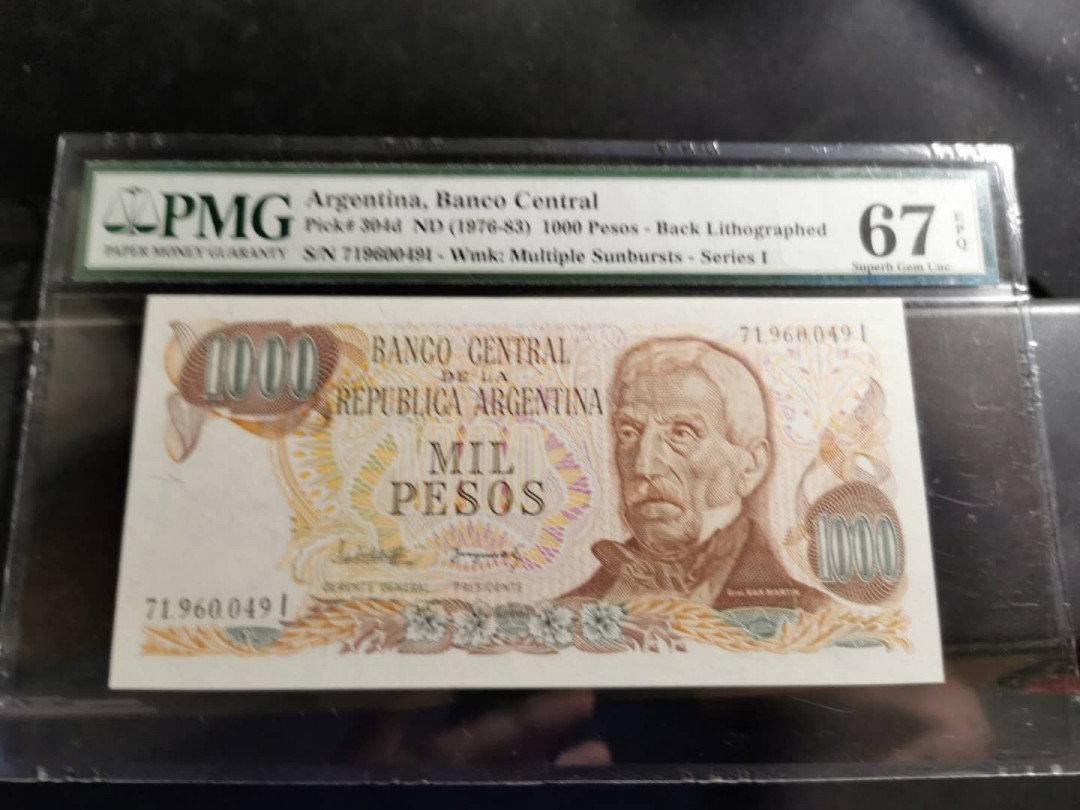 【鲸贝乐淘】千字文·第“爱育黎首”号拍卖 【阿根廷】1976年1000比索，PMG67E 