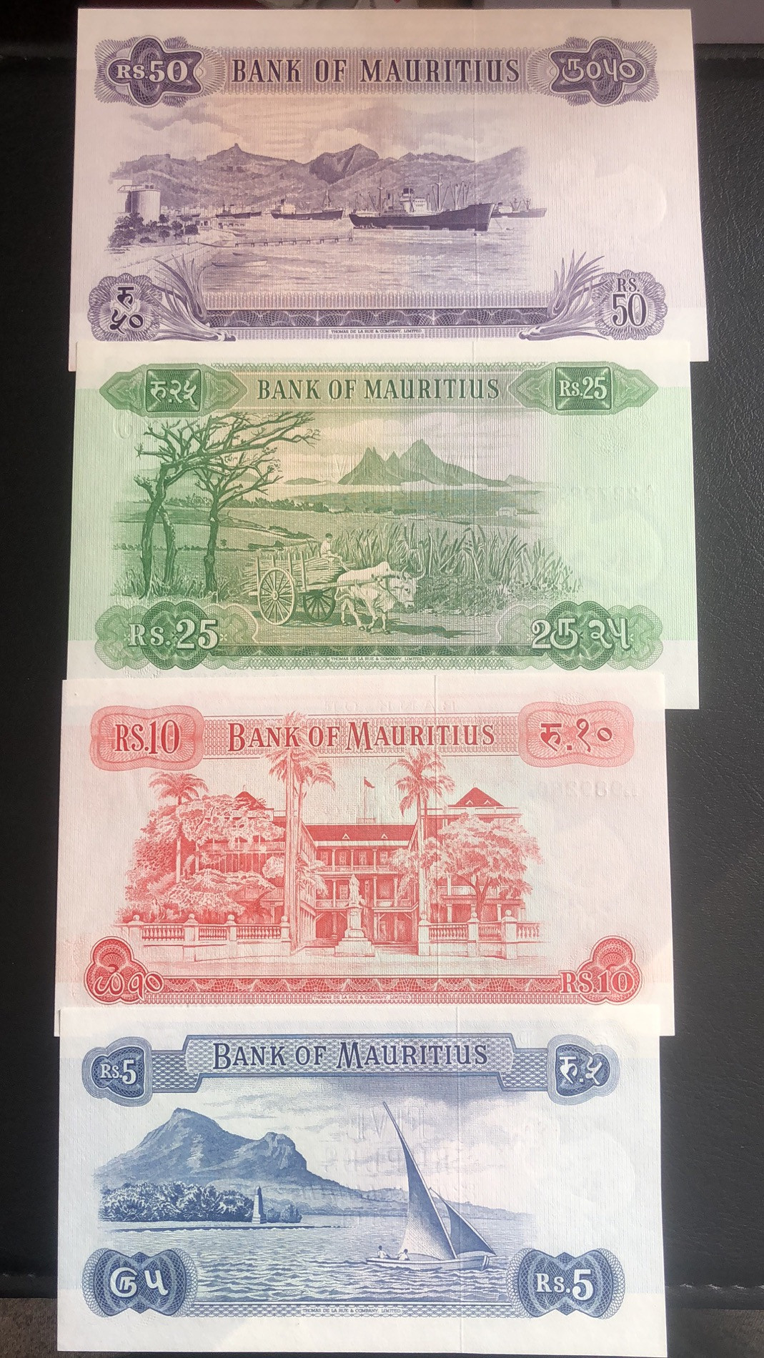 【收藏联盟】第118期拍卖——英伦三岛 【一组4张】毛里求斯 1967年5-10-25-50卢比 全新 绝品 戎装女王