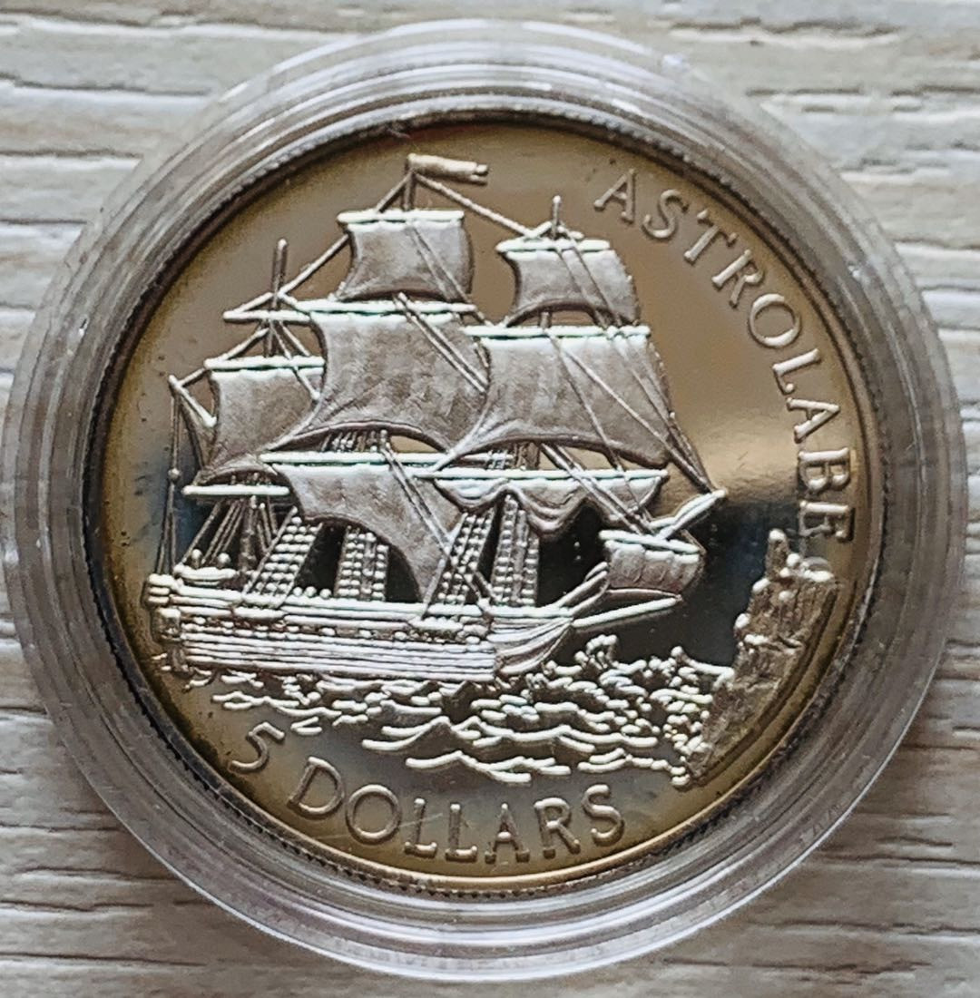 紫瑗钱币—微拍第21期  库克群岛 1992年 叛舰喋血记 5元  10克 0.5银 精制