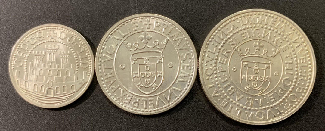 紫瑗钱币—微拍第22期 —外国现代银币场 葡萄牙 1983年 17届欧洲博览会 500 750 1000埃斯库多 三枚 共40.5克 0.835银 BU