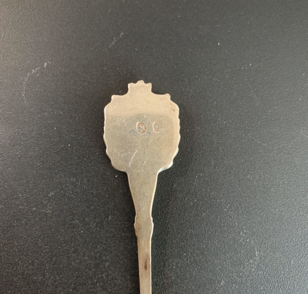 紫瑗钱币—微拍第24期  西班牙 银勺一把 马拉加地名 10.5克