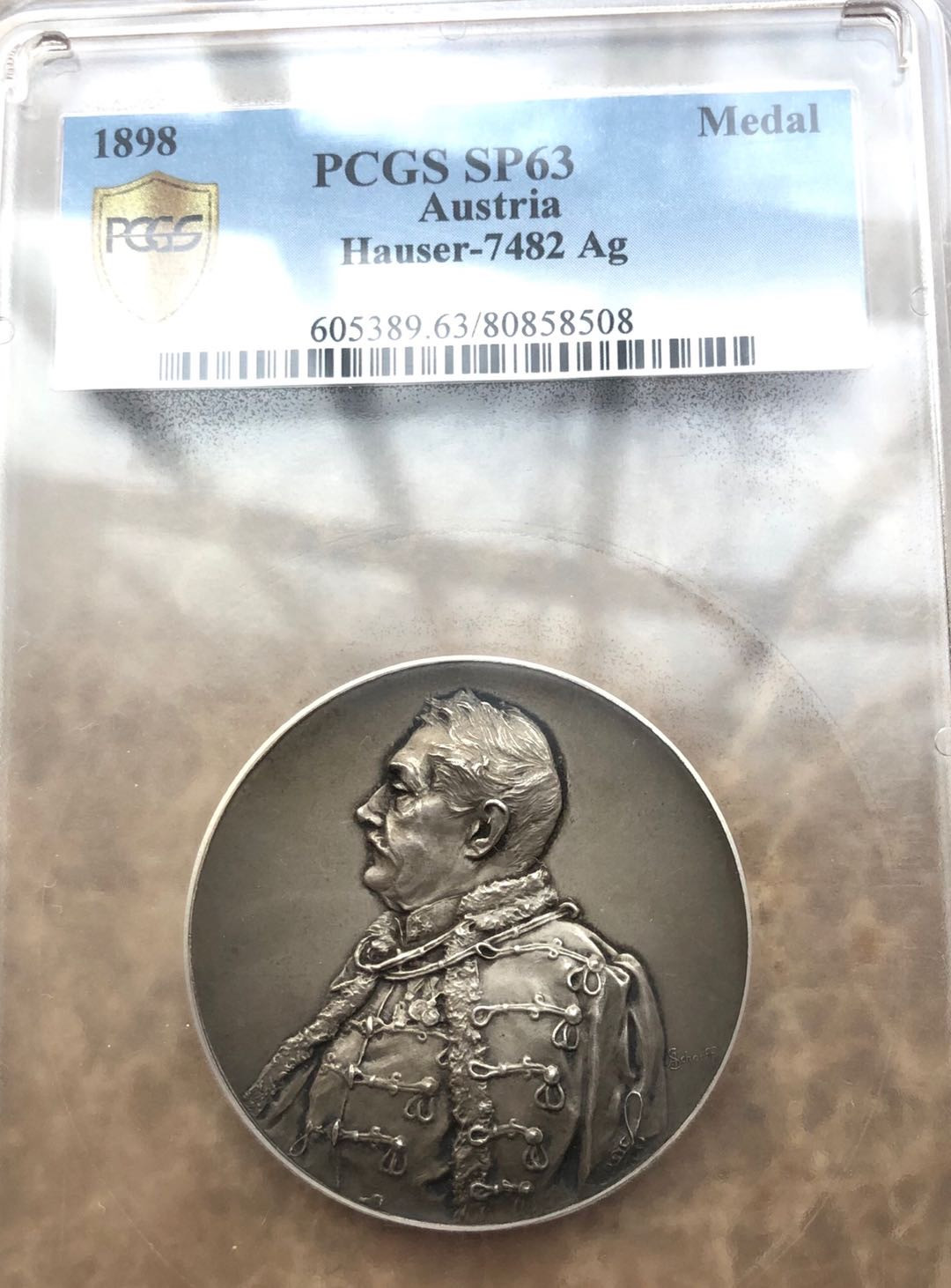 中西合璧，各美其美！ 奥地利雕塑家Hauser作品