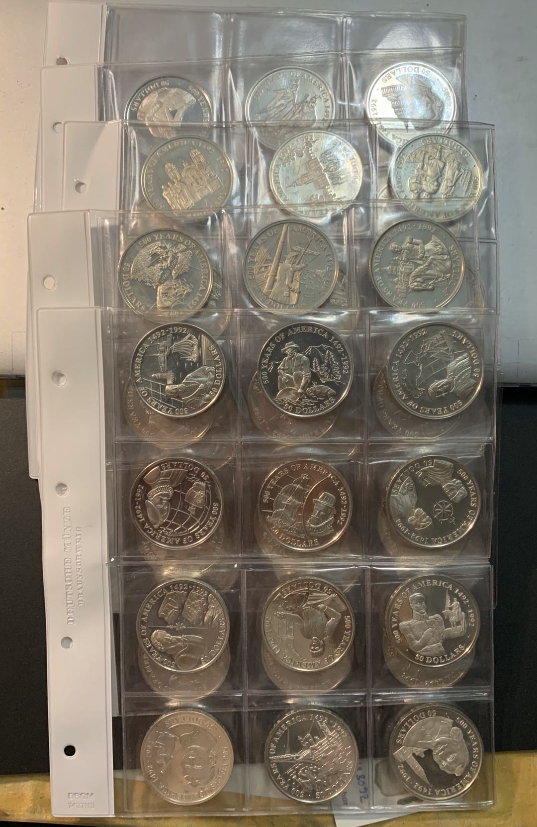 紫瑗钱币—微拍第25期  库克群岛 20元 共55枚（53枚20元 2枚10元）共计52盎司 银币 各不相同 一组拍