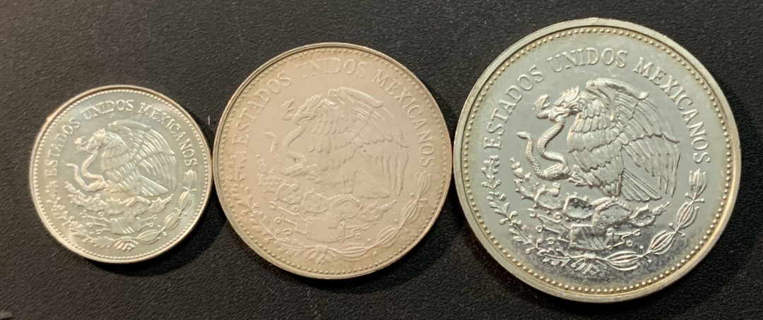紫瑗钱币—微拍第26期  墨西哥 1985年 墨西哥世界杯 25 50 100比索 3枚一套 共54克 0.72银