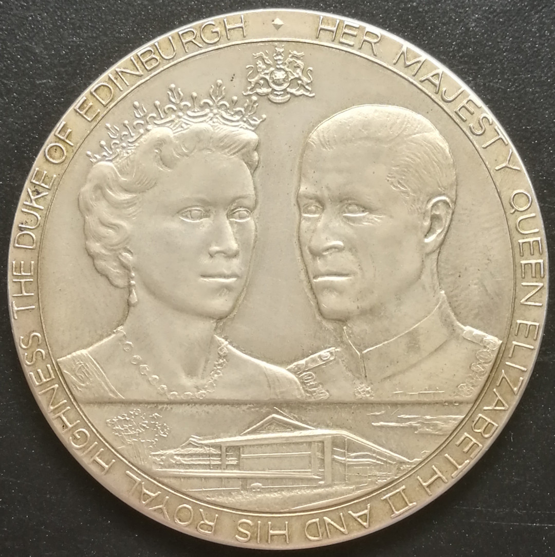 麦朵尔俱乐部第14场拍卖 1971年日本天皇夫妇访英纪念大银章