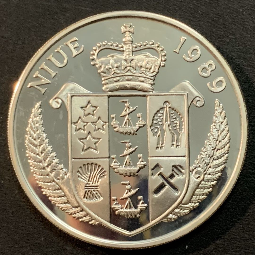 紫瑗钱币—微拍第27期  纽埃 1989年 大卫网球赛 50元 28.28 0.925银 精制