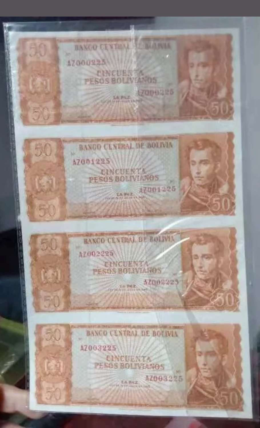 【鲸贝乐淘】千字文·第“鸣凤在竹”号拍卖  【玻利维亚】50玻利瓦尔，四连体，全新全品