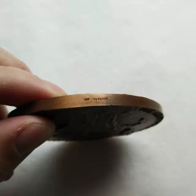 麦朵尔俱乐部第16场拍卖 法国大铜章/大师GR/稀少原版/亚瑟王和圆桌骑士