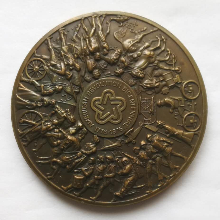 麦朵尔俱乐部第16场拍卖 美国大铜章-周文经典日历章-美国200周年-1976年